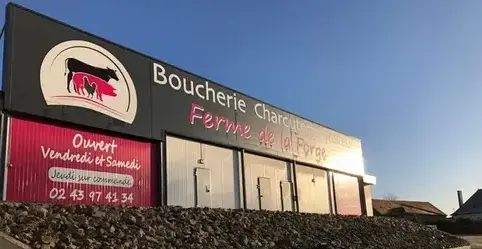épicerie Saint Rémy des Monts-3